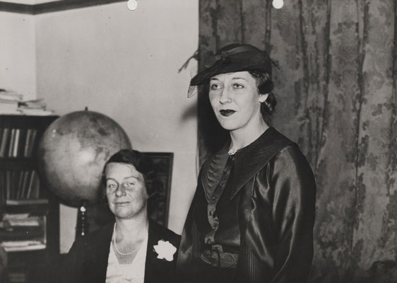 NAEST-92-07-02-26-WES-annual-conference-1935-Mrs-Mollison-addressing-conference