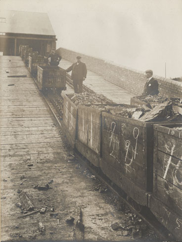 NAEST-074-07-08-page-74-Coal-run-by-gravitation-at-Silverwood-Colliery
