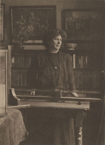 Mrs-Ayrton-in-her-Laboratory-cropped-plate-from-Sharp-biography