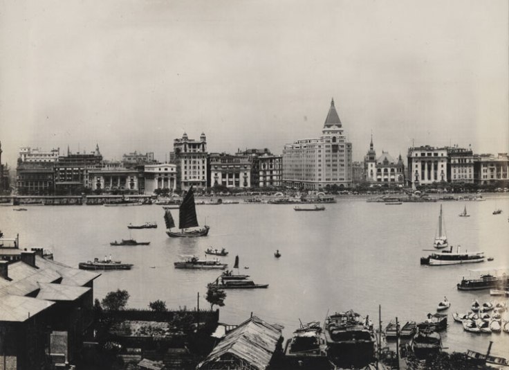 NAEST-112-03-Page-01-Bund-panorama-Pane-03